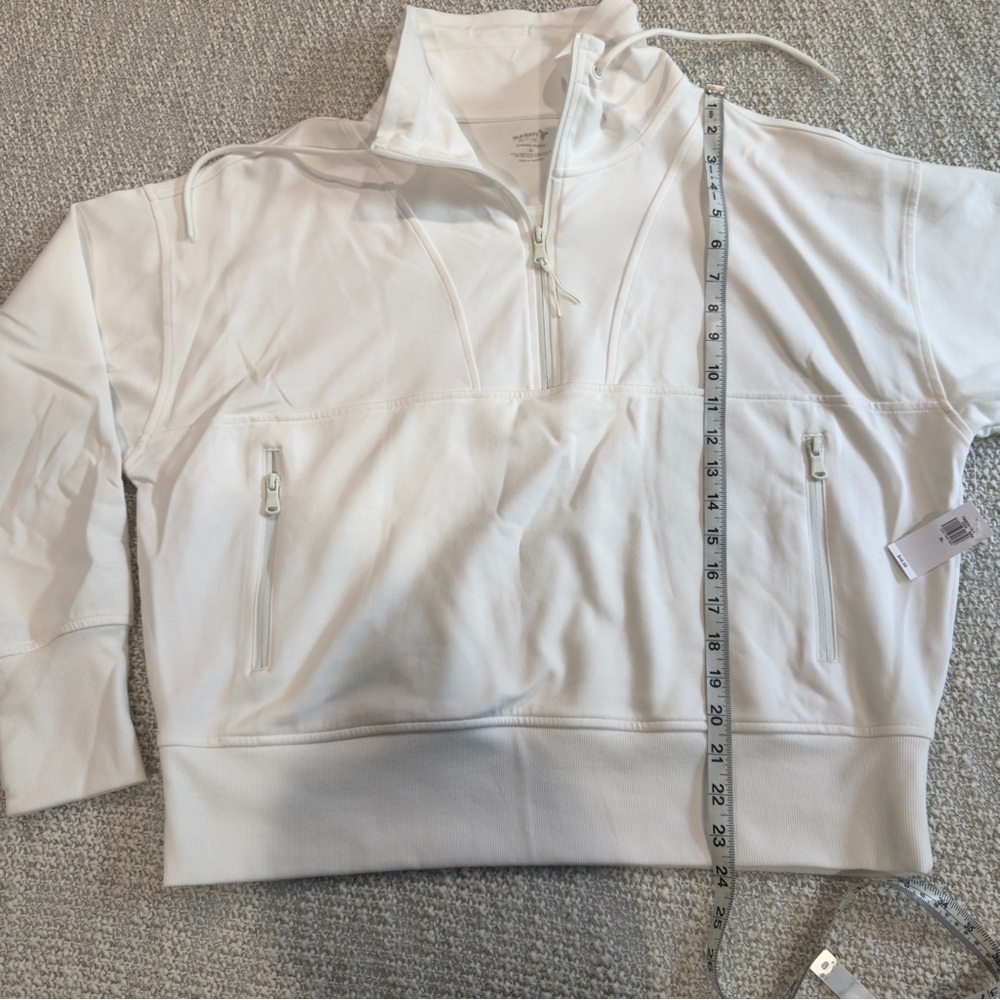 Old Navy Active White Fleece Pullover - Picture 3 of 5